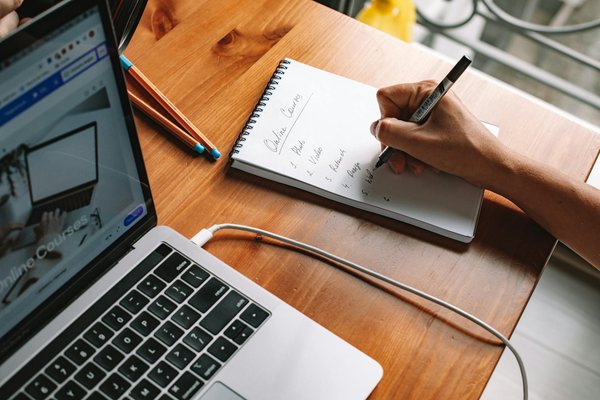Formation business intelligence pôle emploi : comment booster votre carrière dans les données